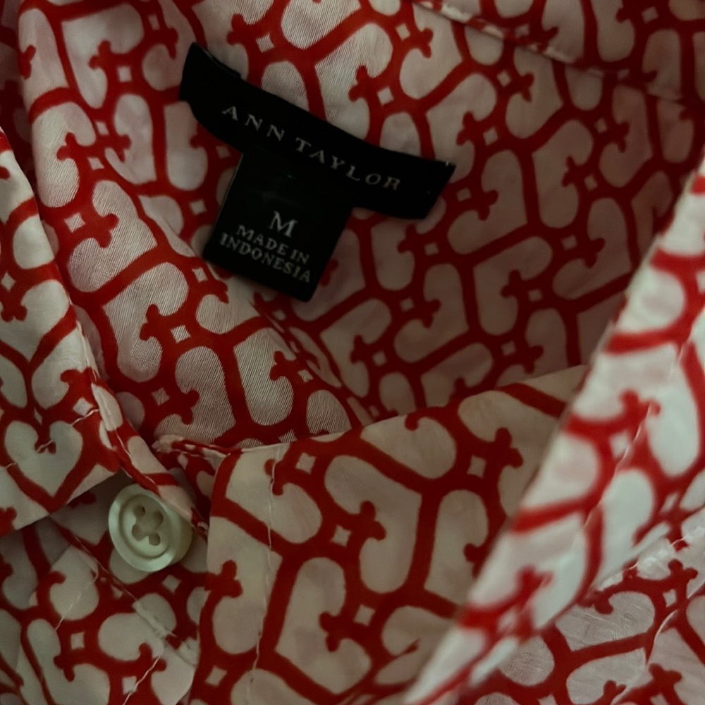 Ann Taylor Red and White Button Down Shirt - Picture 4 of 6